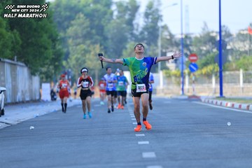 BINH DUONG NEW CITY HALF MARATHON 2024 - Ảnh #1764368