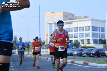 BINH DUONG NEW CITY HALF MARATHON 2024 - Ảnh #1766190
