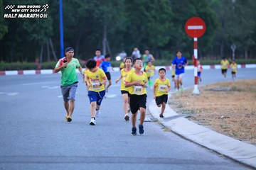 BINH DUONG NEW CITY HALF MARATHON 2024 - Ảnh #1726169