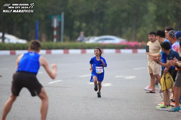 BINH DUONG NEW CITY HALF MARATHON 2024 - Ảnh #1736220