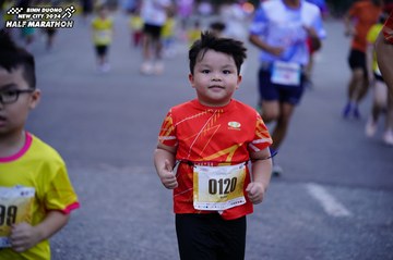 BINH DUONG NEW CITY HALF MARATHON 2024 - Ảnh #1724805