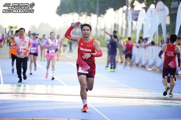 BINH DUONG NEW CITY HALF MARATHON 2024 - Ảnh #1762417