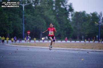 BINH DUONG NEW CITY HALF MARATHON 2024 - Ảnh #1725032