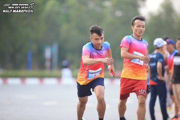 BINH DUONG NEW CITY HALF MARATHON 2024 - Ảnh #1736541