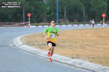 BINH DUONG NEW CITY HALF MARATHON 2024 - Ảnh #1735160