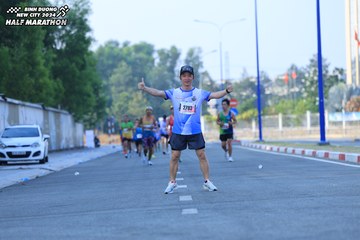 BINH DUONG NEW CITY HALF MARATHON 2024 - Ảnh #1763740