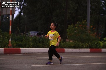 BINH DUONG NEW CITY HALF MARATHON 2024 - Ảnh #1728365