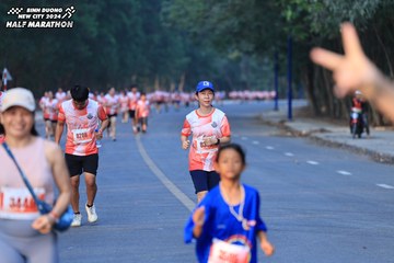 BINH DUONG NEW CITY HALF MARATHON 2024 - Ảnh #1772444