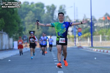 BINH DUONG NEW CITY HALF MARATHON 2024 - Ảnh #1764396