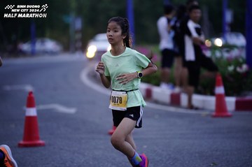 BINH DUONG NEW CITY HALF MARATHON 2024 - Ảnh #1724957