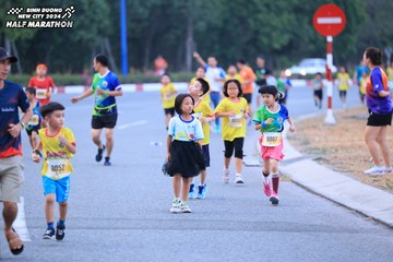 BINH DUONG NEW CITY HALF MARATHON 2024 - Ảnh #1726509