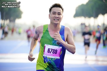 BINH DUONG NEW CITY HALF MARATHON 2024 - Ảnh #1762315