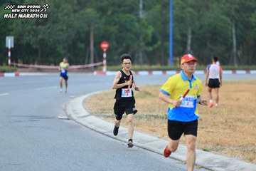 BINH DUONG NEW CITY HALF MARATHON 2024 - Ảnh #1734971