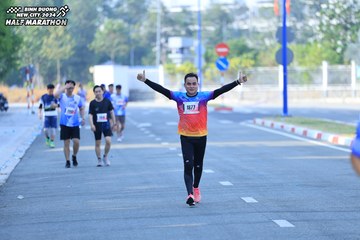 BINH DUONG NEW CITY HALF MARATHON 2024 - Ảnh #1771249