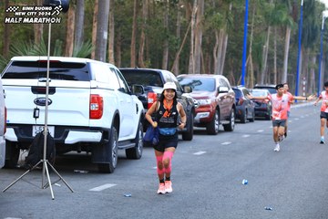 BINH DUONG NEW CITY HALF MARATHON 2024 - Ảnh #1755919