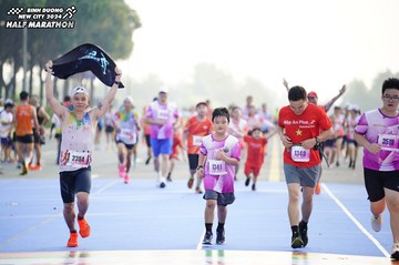 BINH DUONG NEW CITY HALF MARATHON 2024 - Ảnh #1763310