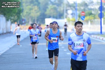BINH DUONG NEW CITY HALF MARATHON 2024 - Ảnh #1769946