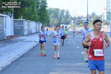 BINH DUONG NEW CITY HALF MARATHON 2024 - Ảnh #1769699