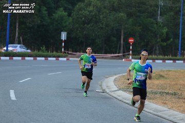 BINH DUONG NEW CITY HALF MARATHON 2024 - Ảnh #1734770