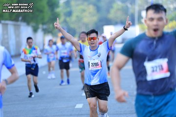 BINH DUONG NEW CITY HALF MARATHON 2024 - Ảnh #1768991