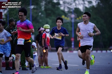 BINH DUONG NEW CITY HALF MARATHON 2024 - Ảnh #1724499