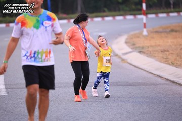 BINH DUONG NEW CITY HALF MARATHON 2024 - Ảnh #1727244