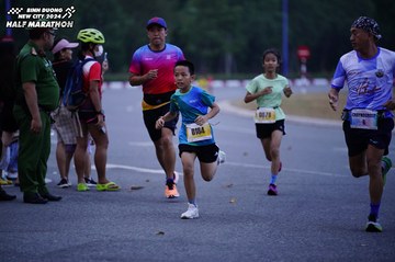BINH DUONG NEW CITY HALF MARATHON 2024 - Ảnh #1724936