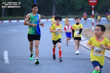 BINH DUONG NEW CITY HALF MARATHON 2024 - Ảnh #1726246