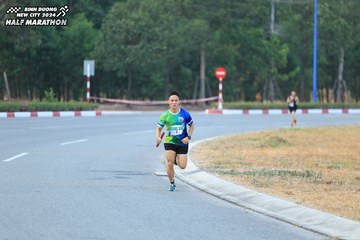 BINH DUONG NEW CITY HALF MARATHON 2024 - Ảnh #1735097