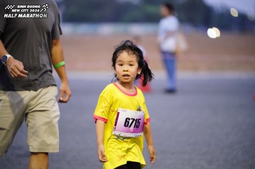 BINH DUONG NEW CITY HALF MARATHON 2024 - Ảnh #1725736