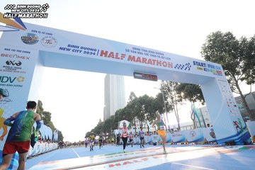 BINH DUONG NEW CITY HALF MARATHON 2024 - Ảnh #1821383