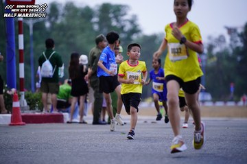 BINH DUONG NEW CITY HALF MARATHON 2024 - Ảnh #1725078