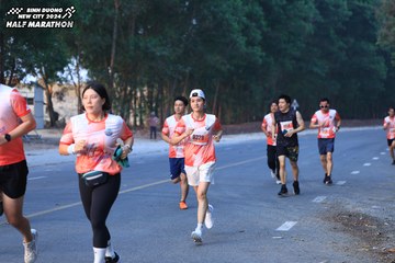 BINH DUONG NEW CITY HALF MARATHON 2024 - Ảnh #1750128