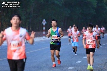 BINH DUONG NEW CITY HALF MARATHON 2024 - Ảnh #1750375