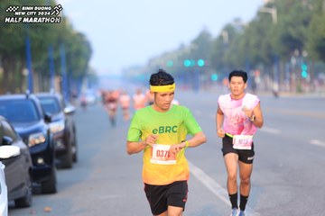 BINH DUONG NEW CITY HALF MARATHON 2024 - Ảnh #1739878