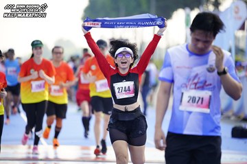BINH DUONG NEW CITY HALF MARATHON 2024 - Ảnh #1758913