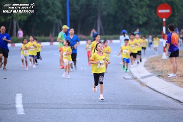 BINH DUONG NEW CITY HALF MARATHON 2024 - Ảnh #1726624