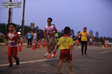 BINH DUONG NEW CITY HALF MARATHON 2024 - Ảnh #1728467
