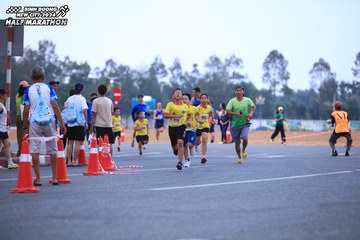 BINH DUONG NEW CITY HALF MARATHON 2024 - Ảnh #1727964