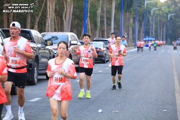 BINH DUONG NEW CITY HALF MARATHON 2024 - Ảnh #1756371