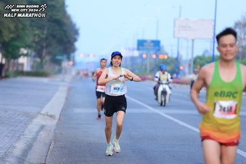 BINH DUONG NEW CITY HALF MARATHON 2024 - Ảnh #1765504