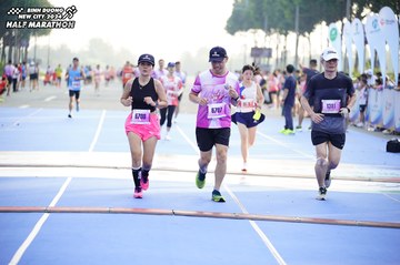 BINH DUONG NEW CITY HALF MARATHON 2024 - Ảnh #1763106