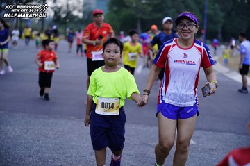 BINH DUONG NEW CITY HALF MARATHON 2024 - Ảnh #1724796