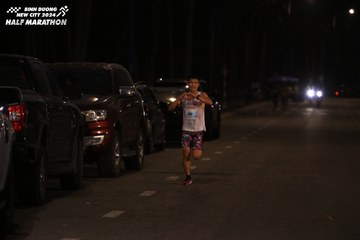 BINH DUONG NEW CITY HALF MARATHON 2024 - Ảnh #1739923