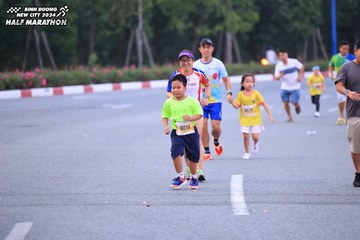 BINH DUONG NEW CITY HALF MARATHON 2024 - Ảnh #1726980