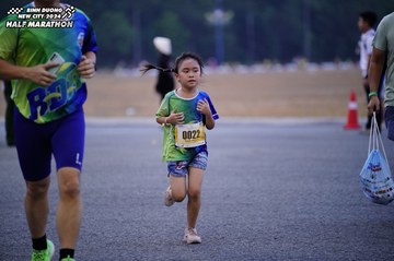 BINH DUONG NEW CITY HALF MARATHON 2024 - Ảnh #1725228