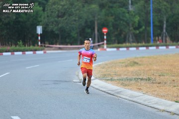 BINH DUONG NEW CITY HALF MARATHON 2024 - Ảnh #1735051