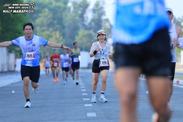 BINH DUONG NEW CITY HALF MARATHON 2024 - Ảnh #1764691