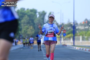 BINH DUONG NEW CITY HALF MARATHON 2024 - Ảnh #1768559