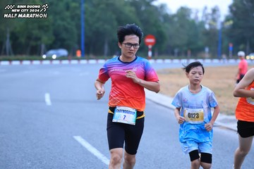 BINH DUONG NEW CITY HALF MARATHON 2024 - Ảnh #1726045